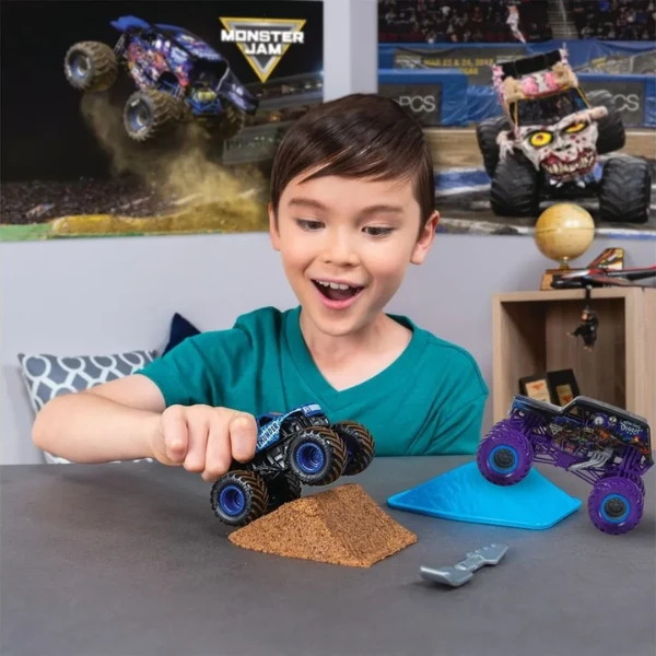 Monster truck „monster jam” 1:24, în as. 11