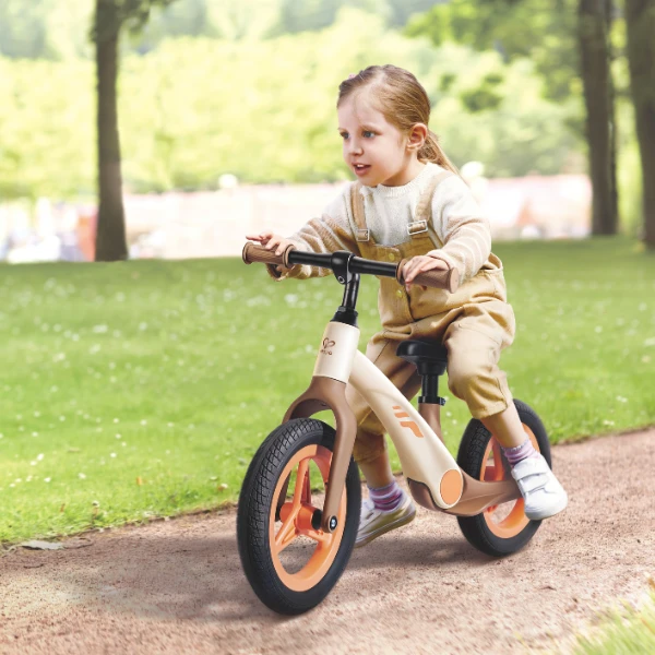 Детский беговел "learner balance bike", бежевый 13