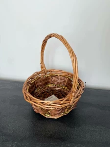 КРУГЛАЯ ПЛЕТЕНАЯ КОРЗИНА С РУЧКОЙ 23×23 CM (M16-237)