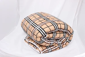 Pilota din microfibra Sweet Home 200x220 cm, 100% poliester, 350gsm