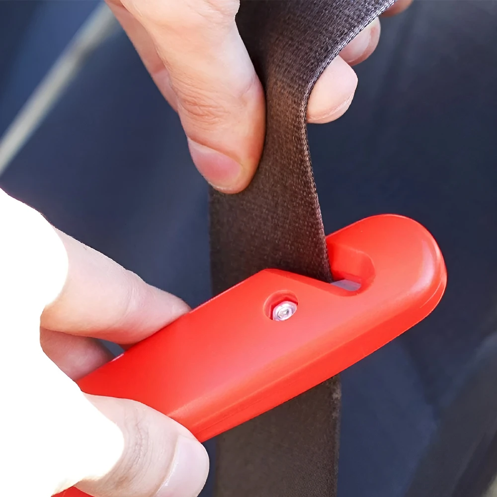 Car emergency safety escape hammer and seatbelt cutter 2 in 1, red 3