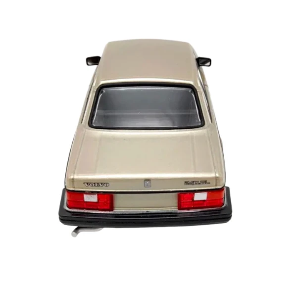 Mașina metalică de colecție volvo 240 gl 1:24 welly, auriu 7