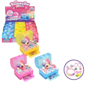 Comoară cu accesorii minunate pentru fetițe