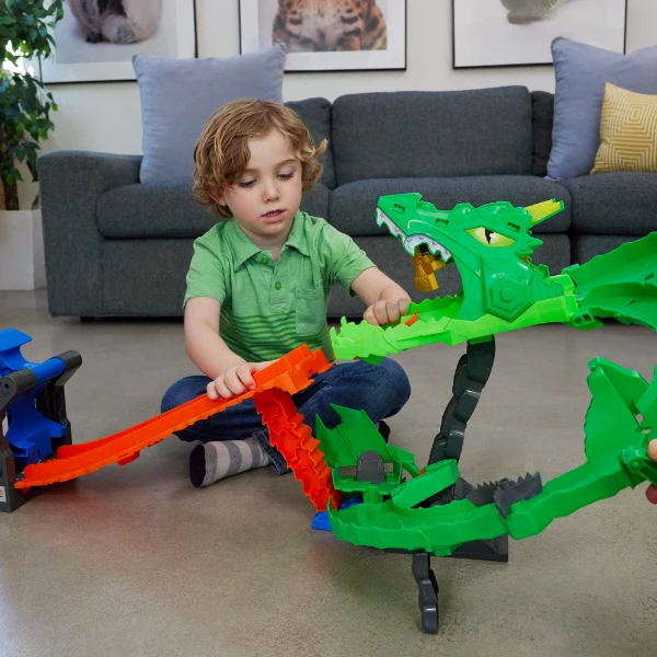 Set de joacă hot wheels "demolarea dragonului" cu 2 mașini monster trucks 1:64 7