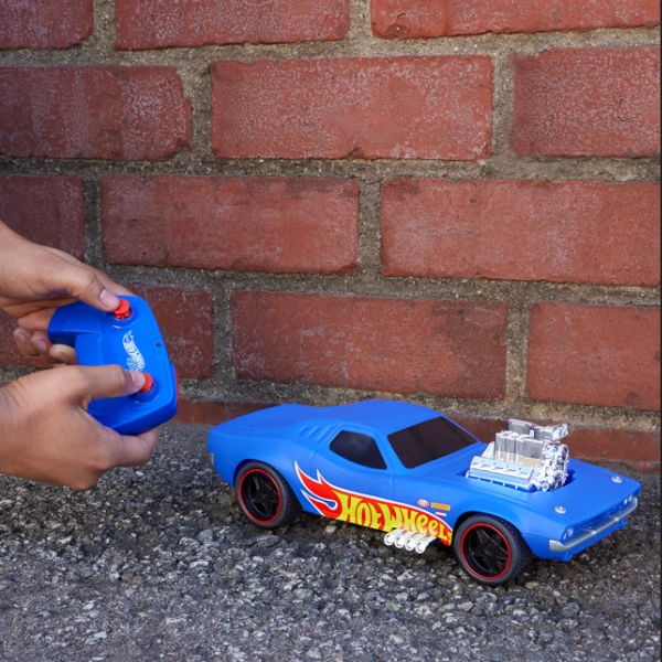 Mașină cu telecomandă hot wheels 1:16 "rodger dodger" 8