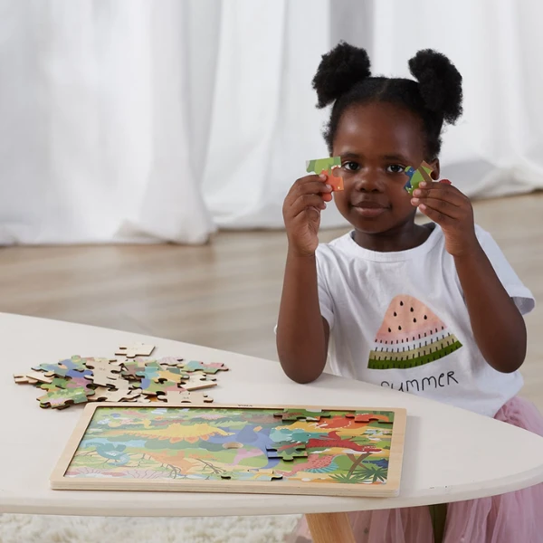 Puzzle din lemn "dinozauri" 48 elem. 4