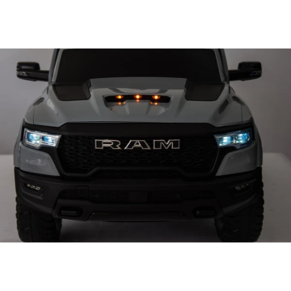 Mașinuța electrică  dodge ram 1500 rho, 12v7ah, motor 390x2 (25w*2), roti eva 21