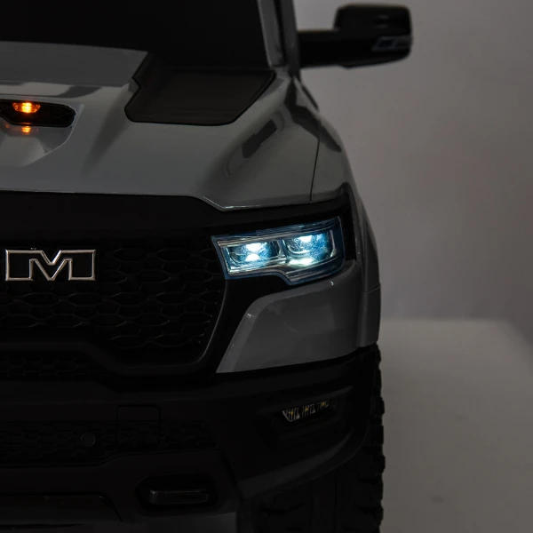 Mașinuța electrică  dodge ram 1500 rho, 12v7ah, motor 390x2 (25w*2), roti eva 20