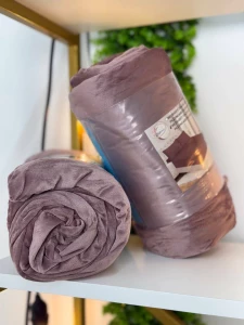 SET 3 PIESE LENJERIE PENTRU PAT DIN VELUR, MOV PLUM (180×200 CM) (10-MS7-12-EV)