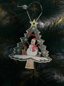 GLOB DECORATIV, FORMA DE BRAD CU OM DE ZAPADA, 10CM (CP-24-150)