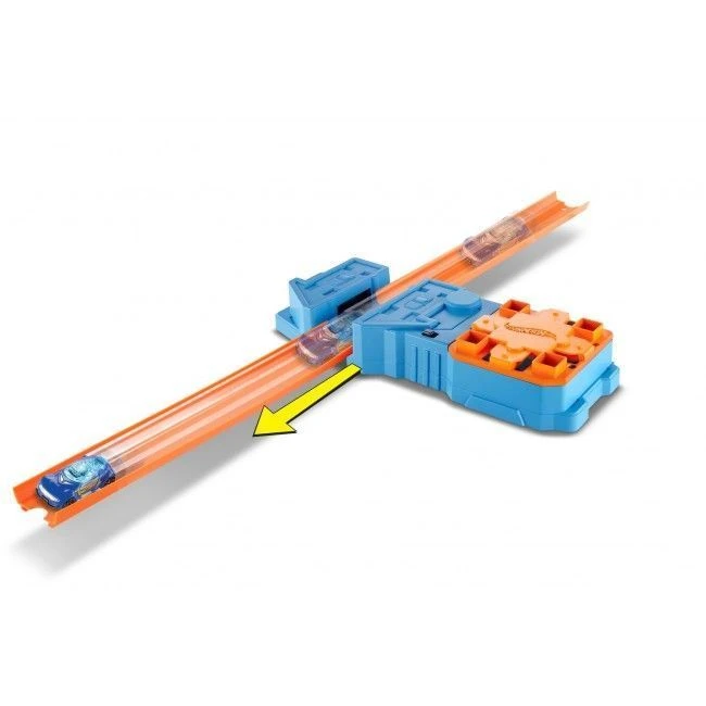 Hot wheels accelerator "truck builder" 5