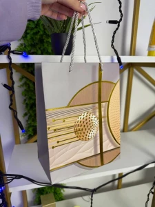 Подарочный пакет с геометрическим золотым дизайном, 26*32*12 cm (cp-24-419-2)