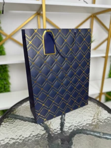 Подарочный пакет тёмно-синий с золотыми акцентами, 31×41×12 см (cp-24-415-3)