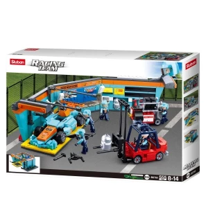 Constructor racing team - f1 maintenance station