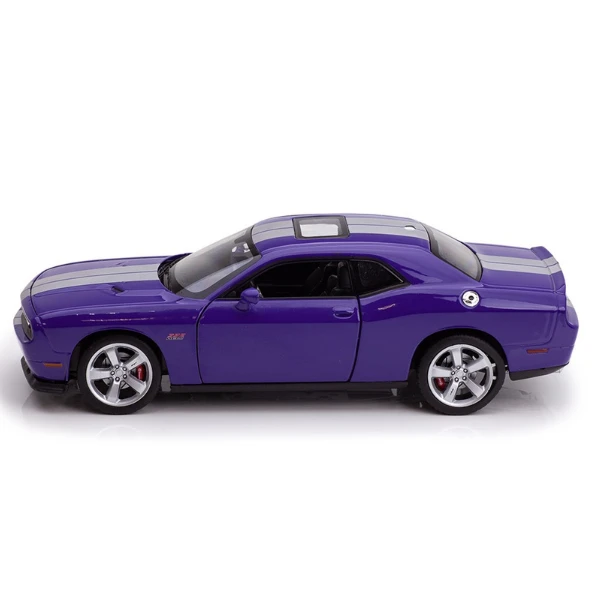 Mașina de colecție 2012 dodge challenger srt 1:24 welly 12