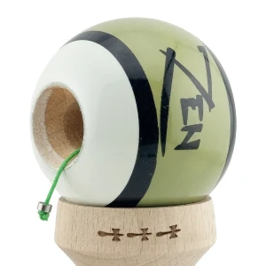«kendama x original: zen», 7.5 x 6 x 18 cm, verde Thumbnail 5