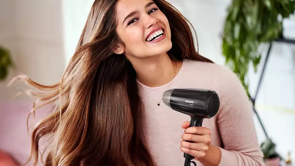 Компактный фен philips essentialcare bhc010/10, 1200 вт, чёрный 9