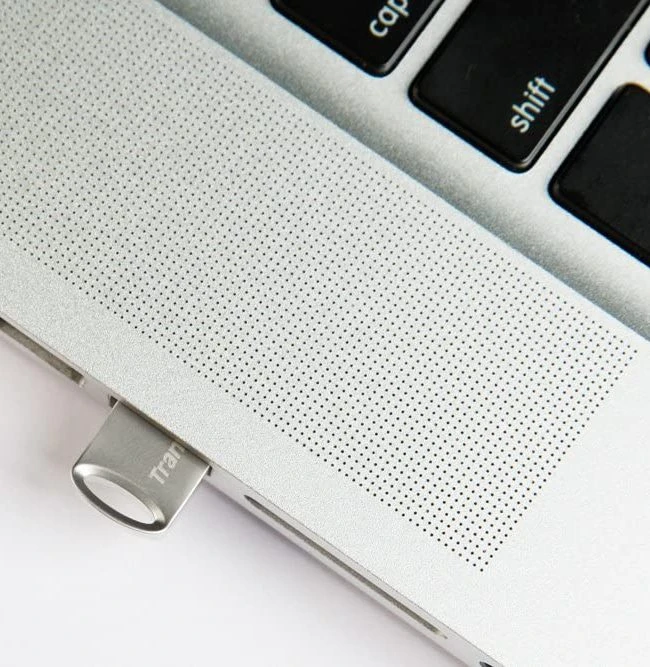 Usb flash накопитель transcend jetflash 710, 32гб, серебристый 4
