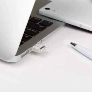 Usb flash накопитель transcend jetflash 710, 32гб, серебристый