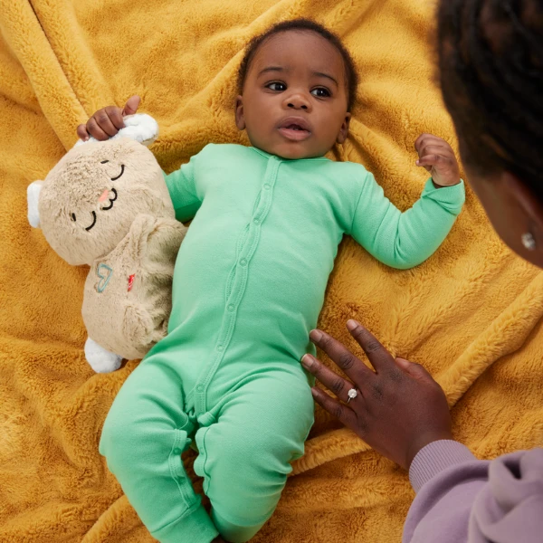 Iepurașul cu sunete fisher-price calmează și mângâie 6