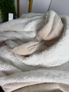 PATURA PUFOASA CU BLANITA, BEJ, 200×230 CM ( GE3454 )