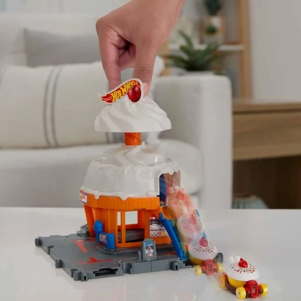 Hot wheels set de joc „vârtej de înghețată în centrul orașului” 3