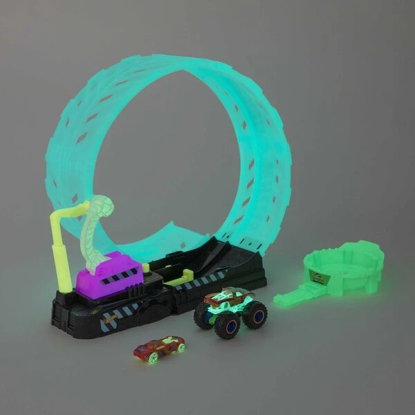 Hot wheels monster truck "provocare epică" set de joc 4