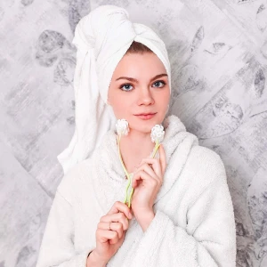 Роликовый массажер для лица Thumbnail 8