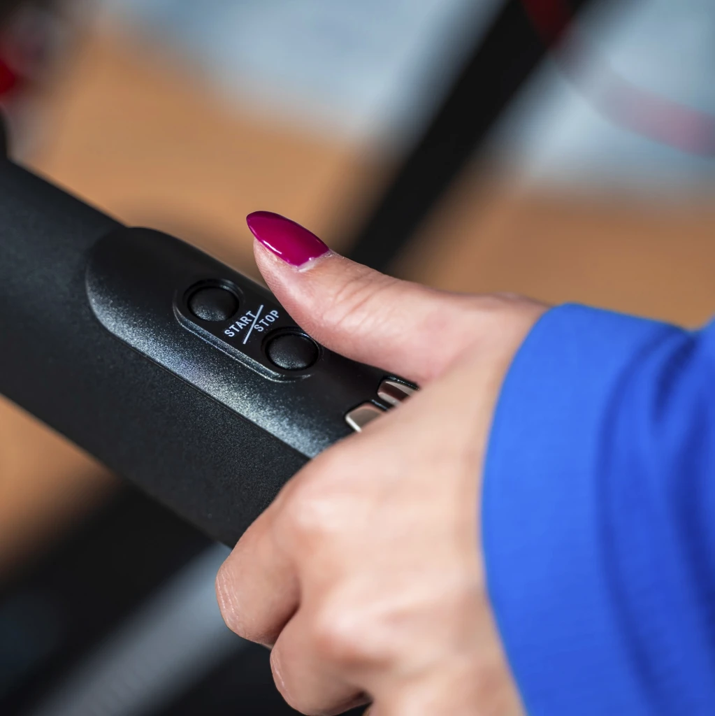 Banda de alergare electrica thunder icon-d-black 5