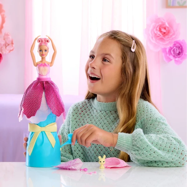 Păpușa barbie petal pop cu aromă de lalea roz 7
