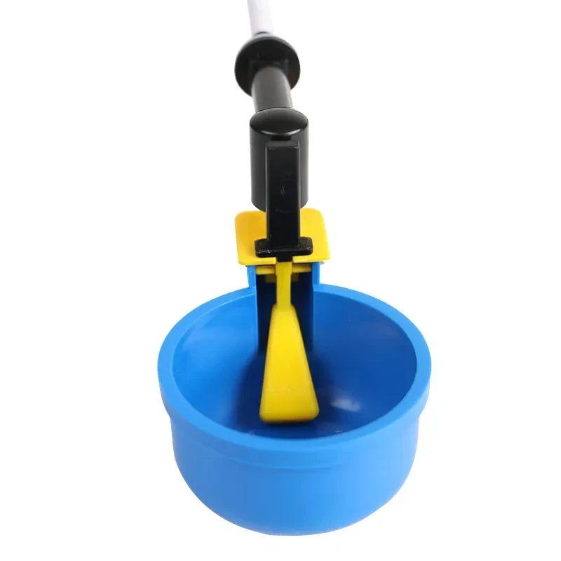 Adăpătoare pentru păsări cupa cu cot filetat demetra bl 5
