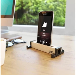 Suport din lemn pentru telefon-tabletă