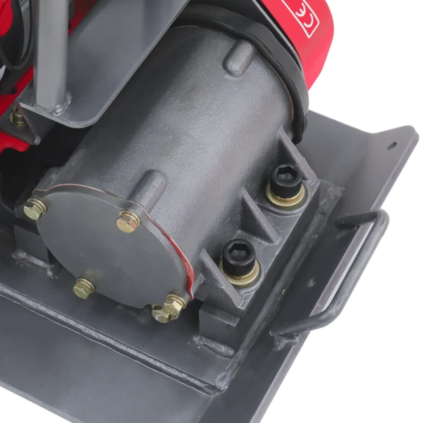 Compactor cu placi, pe benzina emtop 4