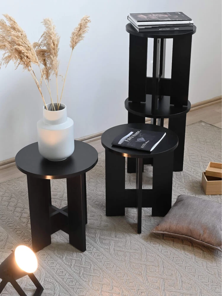 Taburet oval - frasin negru 2