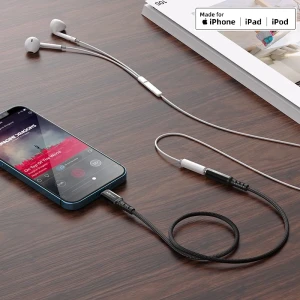 Acefast c1-05 — adaptor lightning → 3.5 mm pentru căști din aliaj de aluminiu