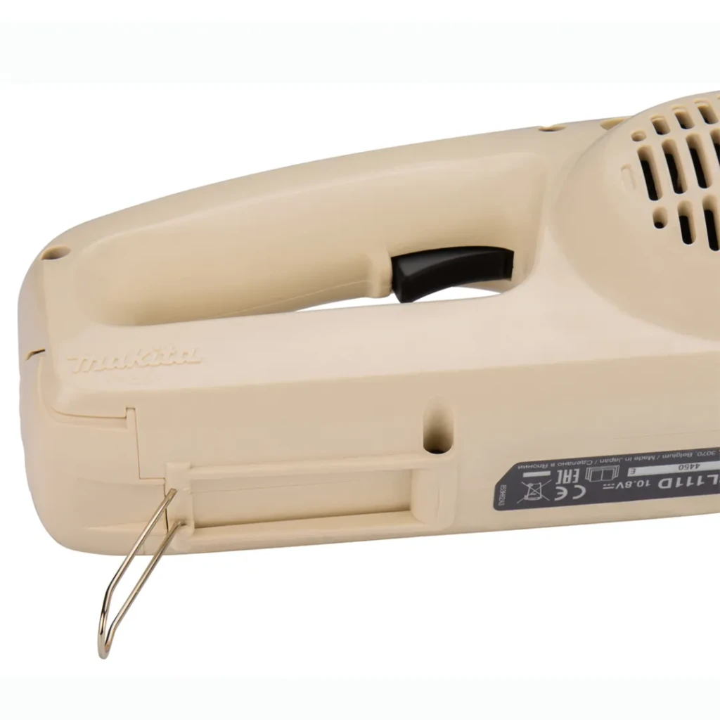 Aspirator pe acumulator 10.8 v makita 3