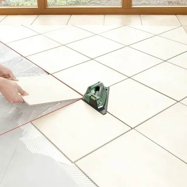 Nivelă cu laser bosch plt 2 roșu 7 m 4.5 v 2
