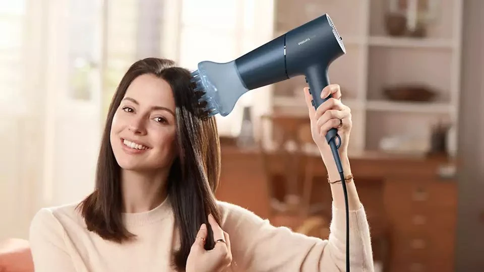 Uscător de păr philips bhd512/00, 2300 w, negru 12
