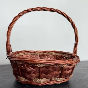 КОРЗИНА С РУЧКОЙ – ОВАЛЬНАЯ  32x25 СМ