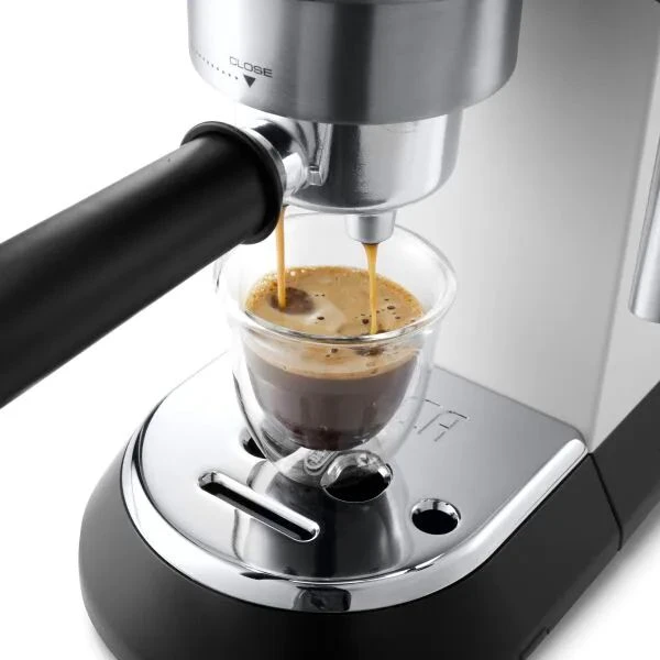 Cafetiera manuala delonghi dedica pump espresso, 1300w, alb 5