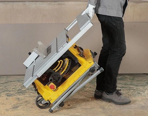 Fierastrau de masa sst1800 5