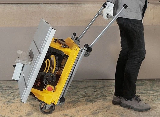 Fierastrau de masa sst1800 3
