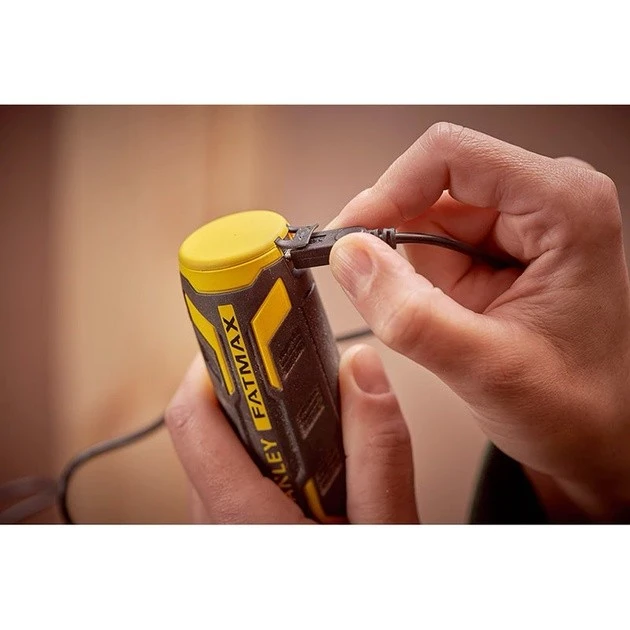 Surubelnita cu acumulator power assist 4v fmht66719-0 7