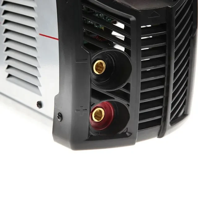 Инверторный сварочный аппарат resanta саи-190 prof mma 16-190 a 3.8 квт 260 в 3
