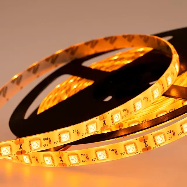 Bandă led smd5050 14.4 w/m 12 v 5 m x 10 mm 3000 k rexant ip65 2