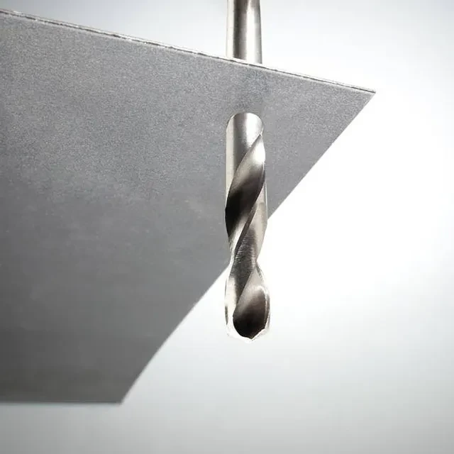 Burghiu pentru metal 4 mm oțel hss hexagonal kwb 2
