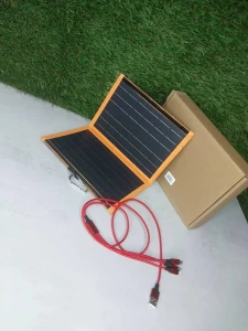 PANOU SOLAR PORTABIL PENTRU  INCARCARE DISPOZITIVE
