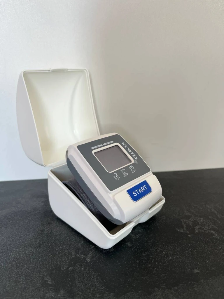 Aparat de masurare a tensiunii la incheietura (hcbpm-01) 2
