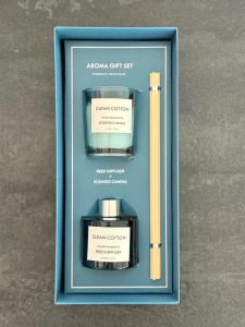 НАБОР АРОМАТОВ CLEAN COTTON С АРОМАПАЛОЧКАМИ И АРОМАТИЧЕСКОЙ СВЕЧОЙ (JA0705)